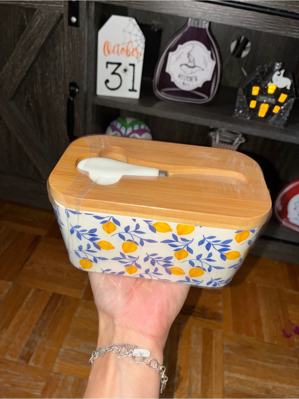 Ceramic Lemon Pattern Bamboo Lid Butter Dish with Spreader - White & Yellow